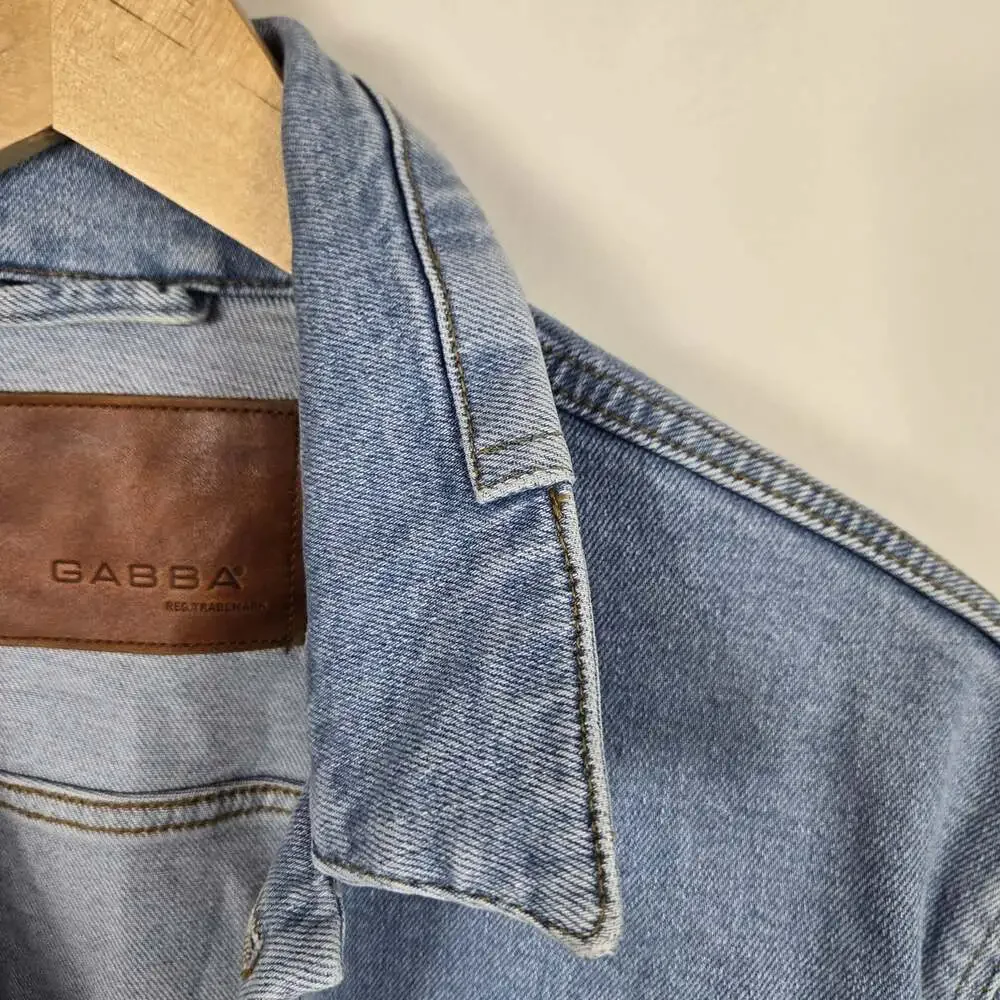 Gabba details brand